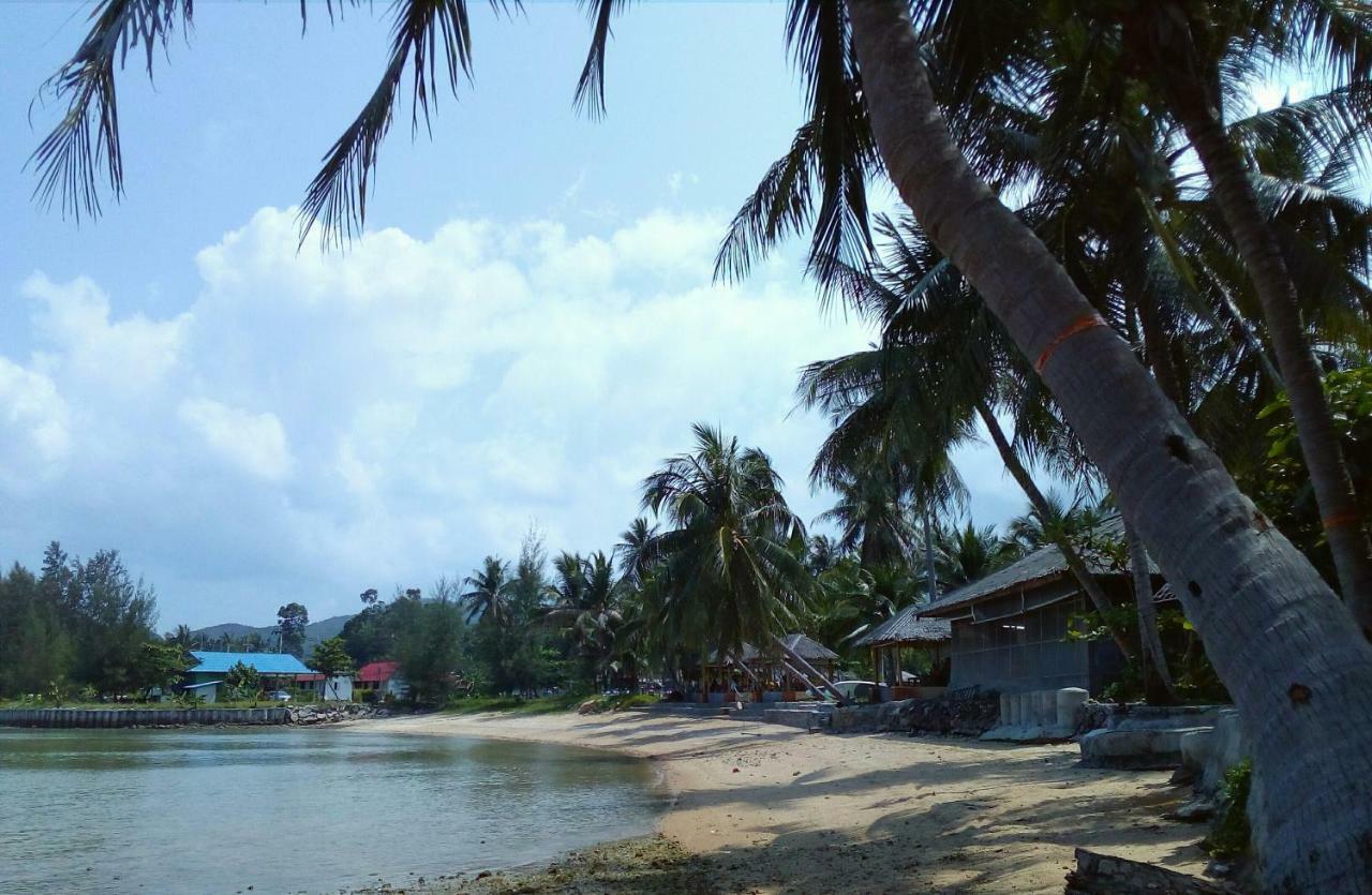 Отель Bamboo Bay Шритану Экстерьер фото